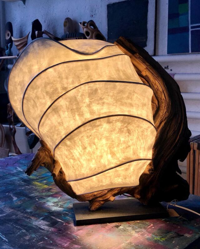 Meraki Light Sculpture by Muk
Driftwood, reed and tissuepaper
Height: ~55 cm
Width: ~60cm
Price: CHF 700 (pick-up in my studio)
DM if interested

#lightsculpture #merakilight #merakilamp #tablelamp #driftwood #functionalart #lamp #lampe #lichtskulptur #tischlampe #funkionellekunst #ambiente #schönerwohnen #inneneinrichtung #interiordesign #schwemmholz #multitalentedartist #madeinzürich
