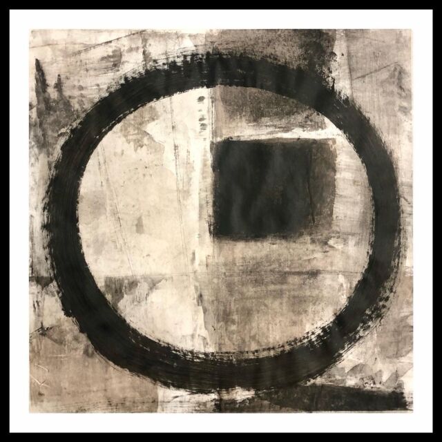 Earth tones and an enso circle. 
Acrylic on paper 
48x48 cm (unframed)

#ensō #circle #acrylic #artstudies #tryout #earthtones #madeinzurich #tsüri
